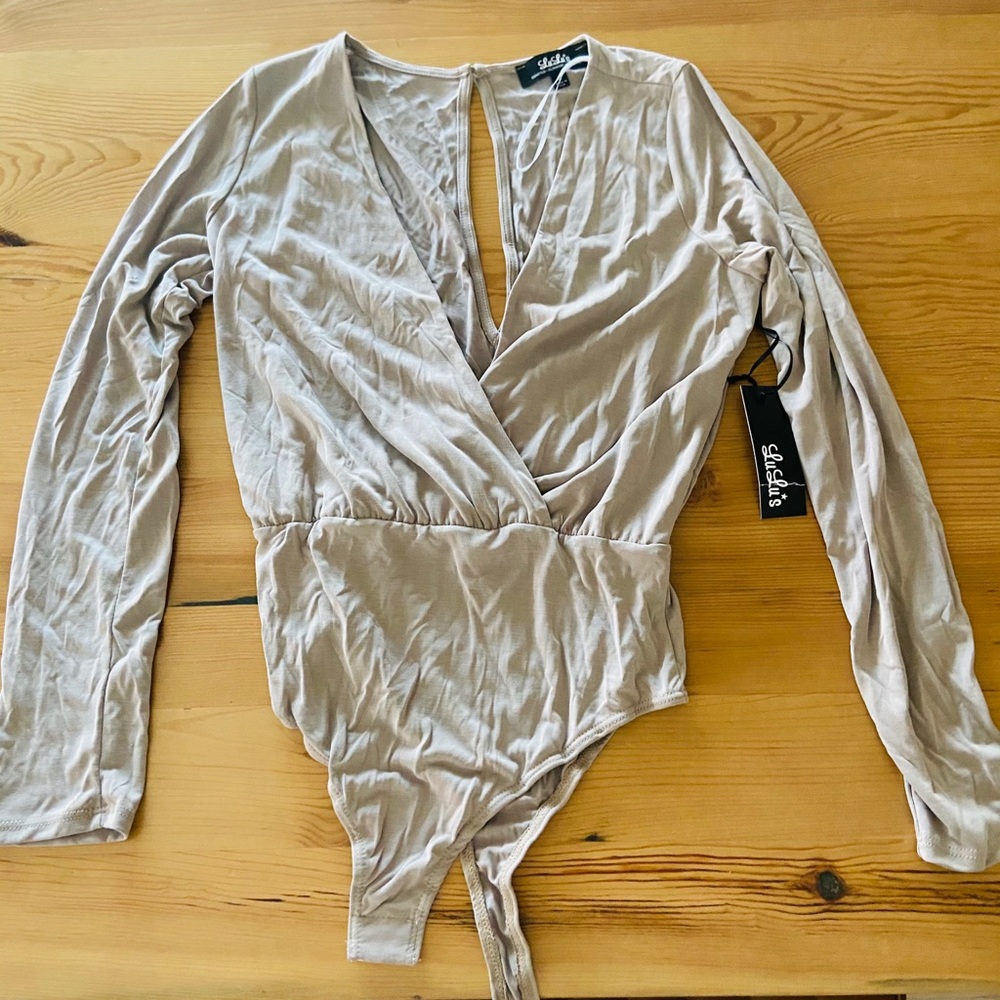 Lulus Bodysuit - Tan/cream/grey.